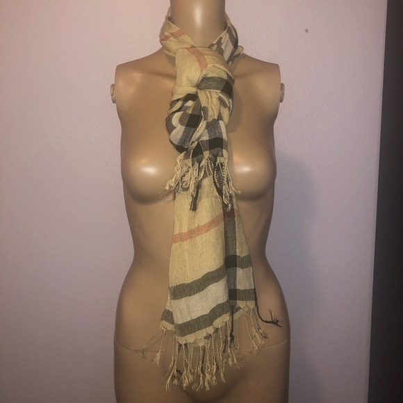 Simple Scarf - Picture 1 of 2